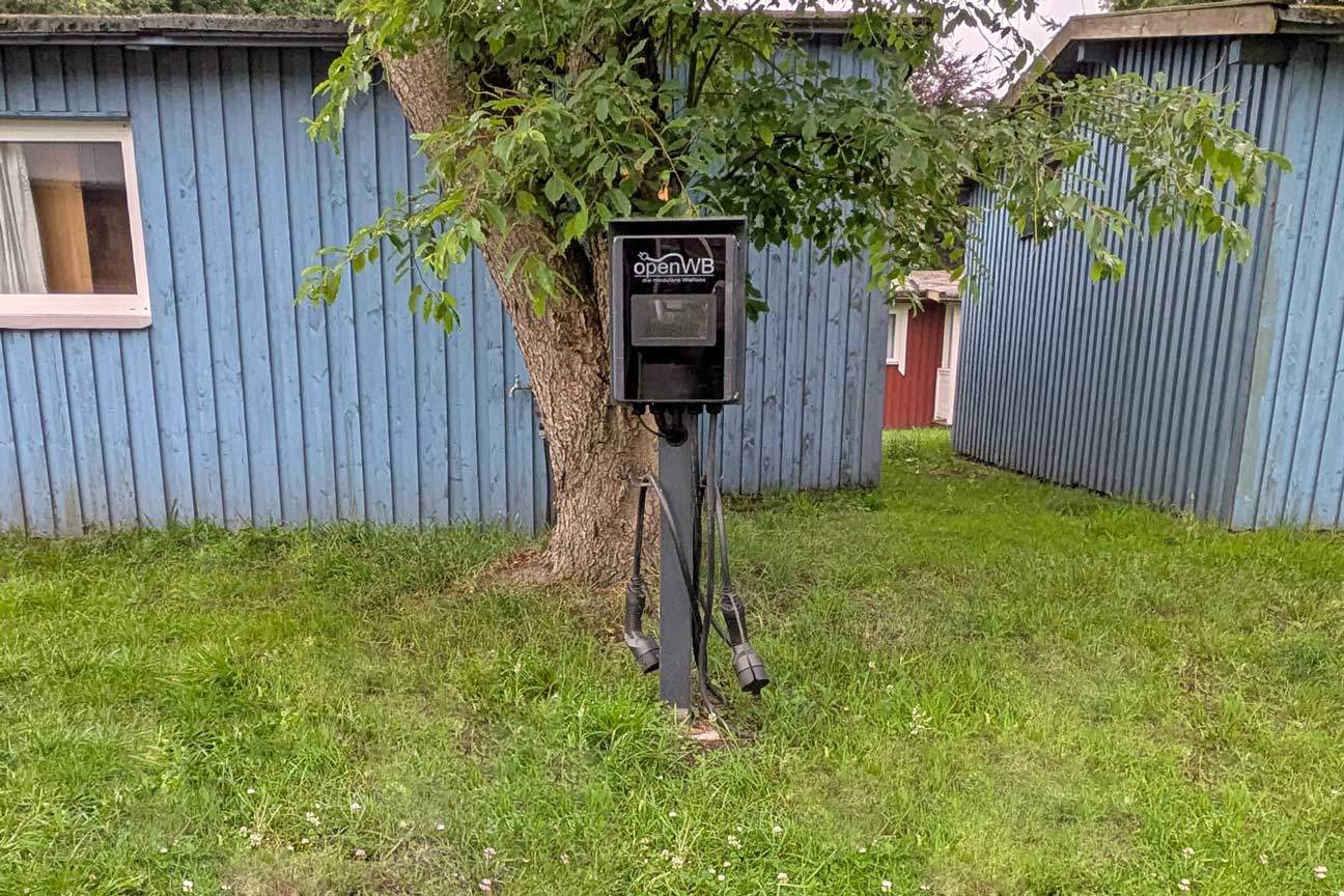 Ladestation für Elektrofahrzeuge der Marke openWB