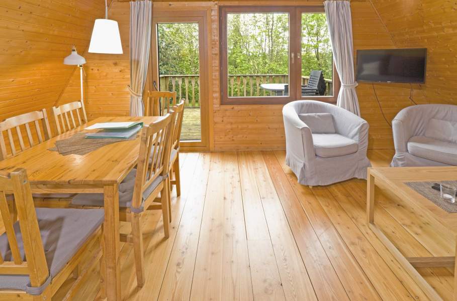 Foto von dem Wohn- und Essbereich des Nurdachhauses 314.