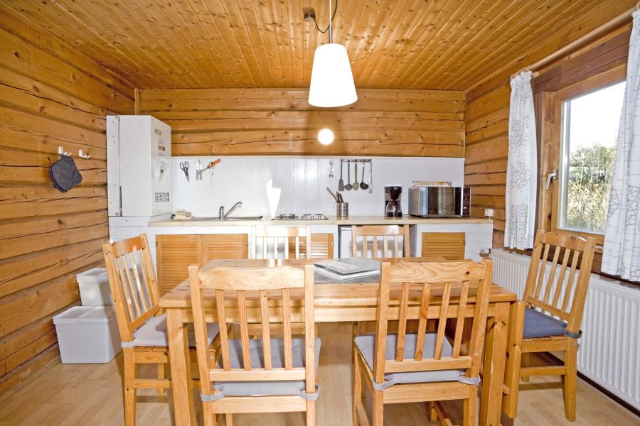 Foto von der Küche im karelischen Blockhaus 343.