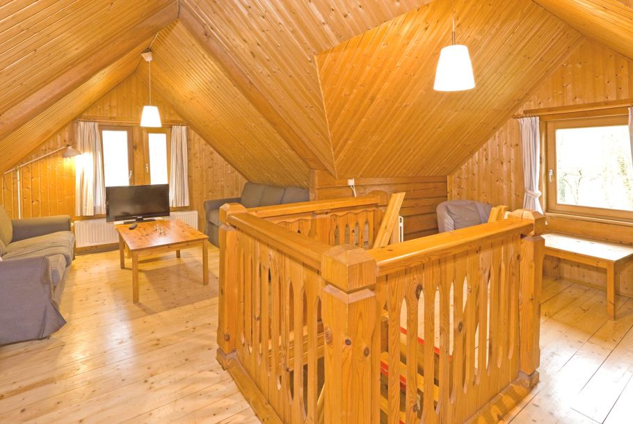 Foto von dem Wohnbereich im karelischen Blockhaus 354.