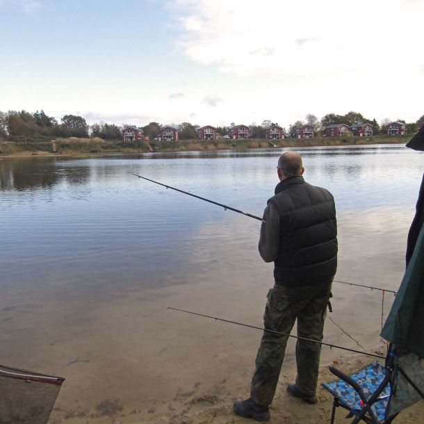 Foto von einem Angler am Geestsee.