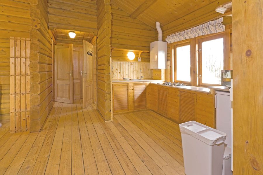Foto von dem Küchenbereich im Blockhaus 323.