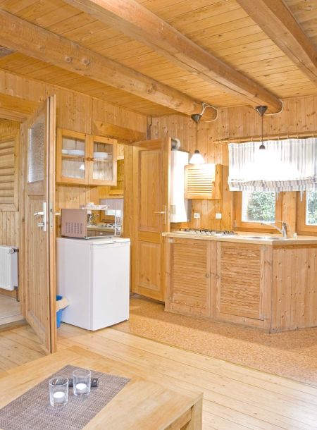Foto von der Küche im kleinen Blockhaus 333.