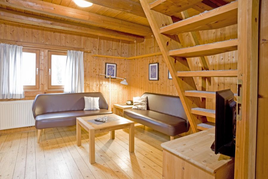 Foto von dem Wohnbereich im kleinen Blockhaus 333.