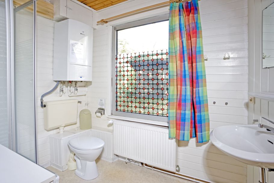 Foto von dem Duschbad im Ferienhaus 376.