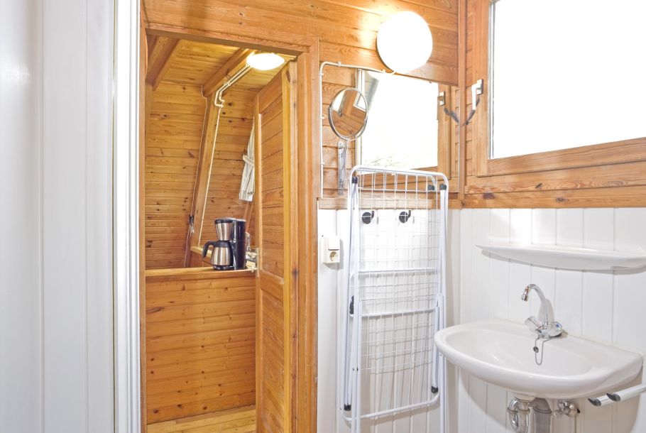 Foto von dem Badezimmer im Nurdachhaus 379.