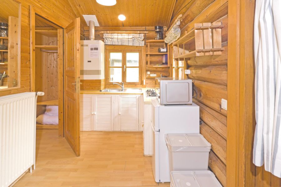 Foto von der Küche im kleinen Blockhaus 366.